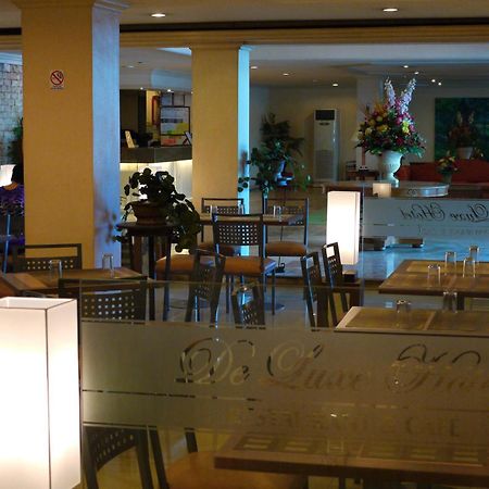 De Luxe Hotel Cagayan de Oro Luaran gambar