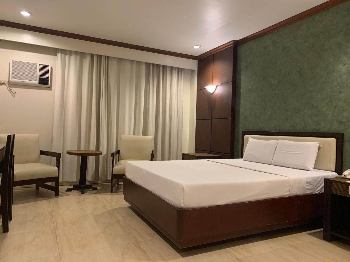 De Luxe Hotel Cagayan de Oro Luaran gambar