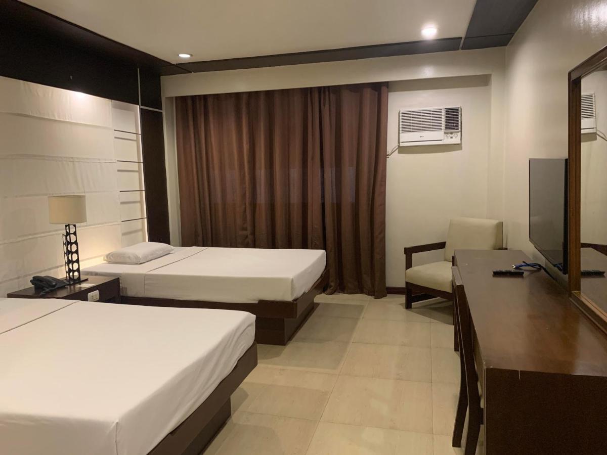 De Luxe Hotel Cagayan de Oro Luaran gambar