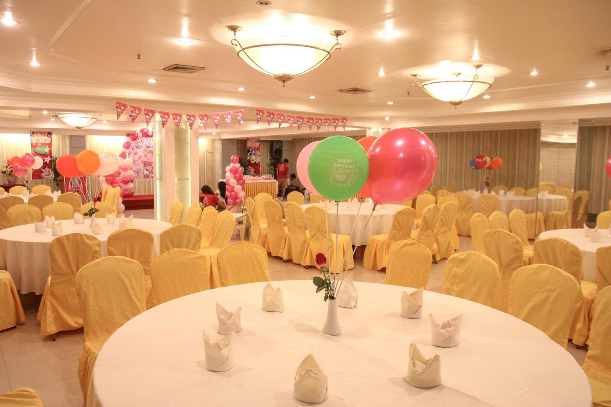 De Luxe Hotel Cagayan de Oro Luaran gambar