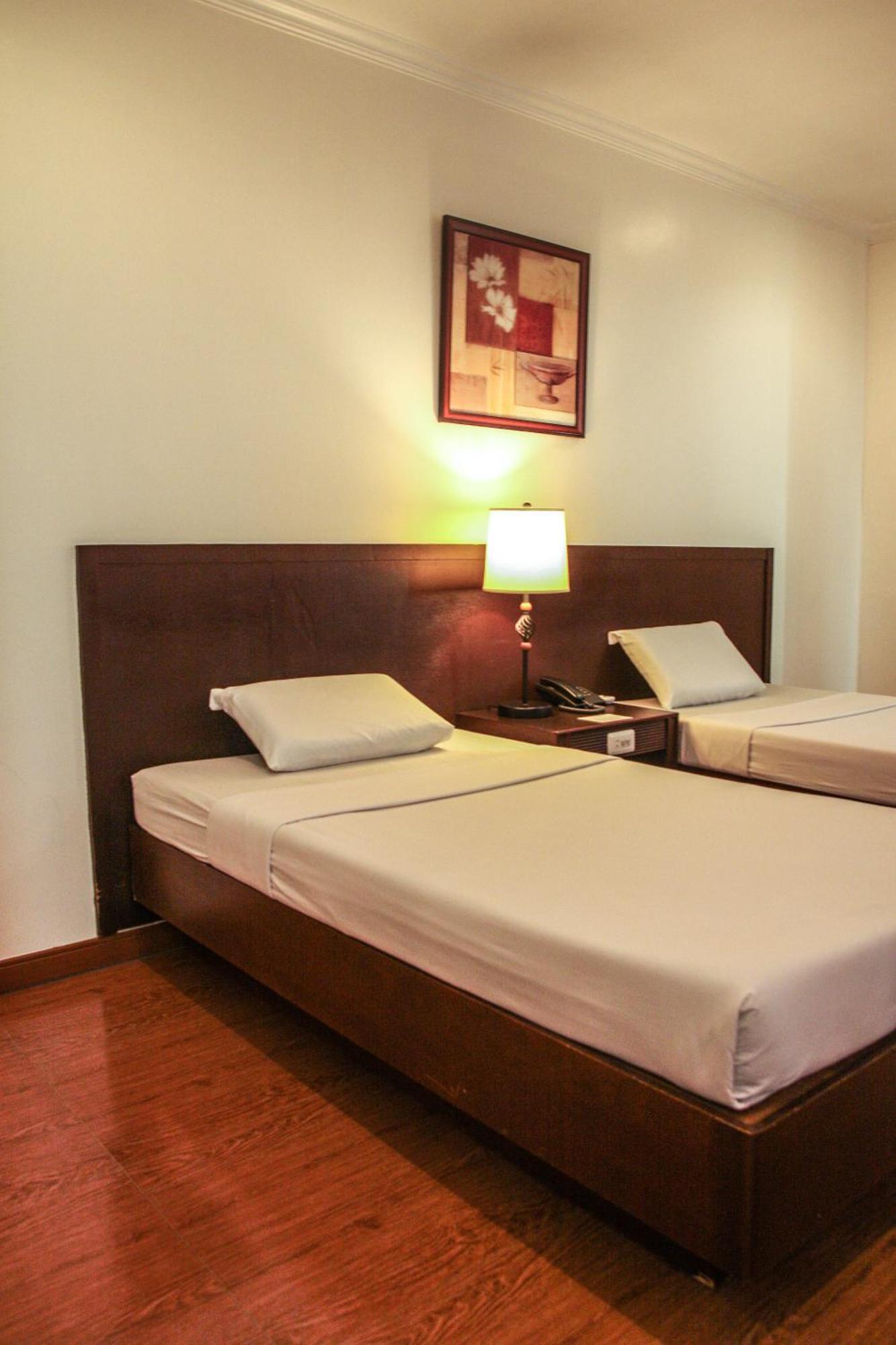 De Luxe Hotel Cagayan de Oro Luaran gambar