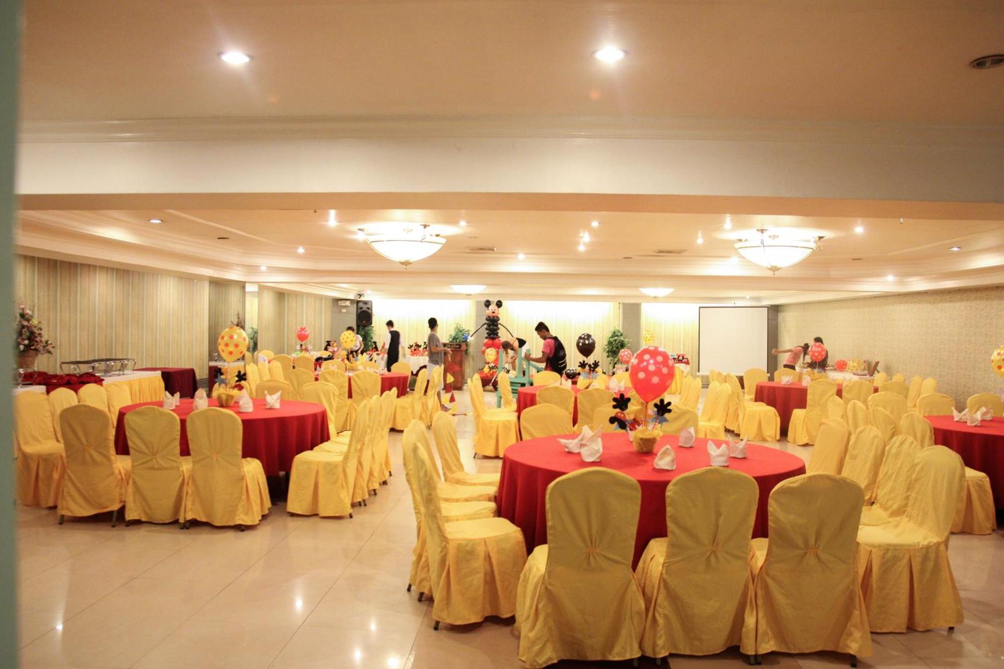 De Luxe Hotel Cagayan de Oro Luaran gambar