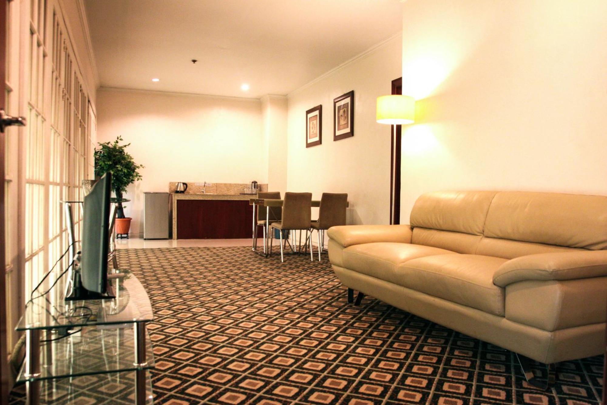 De Luxe Hotel Cagayan de Oro Luaran gambar