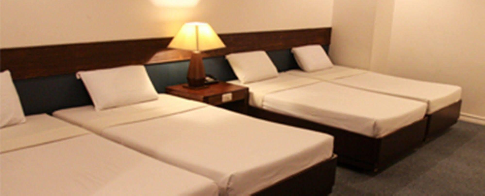 De Luxe Hotel Cagayan de Oro Luaran gambar